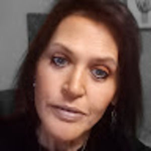 Meet your Posher, Mishelle